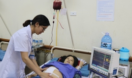 Sản phụ bị vỡ tử cung do rau tiền đạo trung tâm, rau cài răng lược được cứu sống ngoạn mục