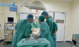 Phẫu thuật thành công khối u tuyến ức đã dính vào quai động mạch chủ và màng tim