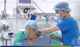 Du khách nước ngoài 79 tuổi vỡ tim được cứu sống ngoạn mục