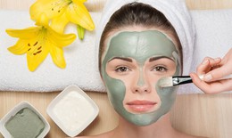 4 loại mặt nạ sẵn có trong nhà chăm sóc da khi trời nồm