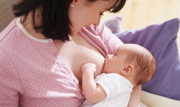 Nuôi con bằng sữa mẹ giúp giảm nguy cơ đau tim, đột quỵ của mẹ