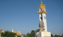 Campuchia, m&#249;a sen đỏ