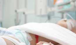 4 dấu hiệu trẻ bị viêm màng não