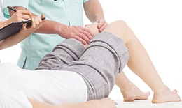 6 tình thế làm hư khớp gối của bạn