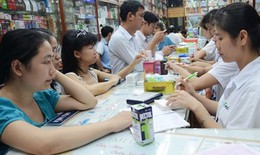 Suýt tử vong vì uống thuốc không theo đơn