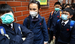 Hồng Kông: Đóng cửa hàng trăm trường học đối phó với dịch cúm