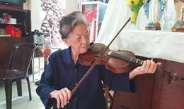 Tiếng vĩ cầm của điều dưỡng 102 tuổi