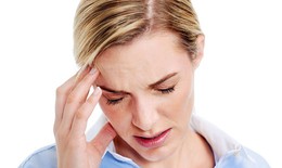 T&#236;m nguy&#234;n nh&#226;n đau giật nửa đầu