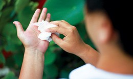 Tăng tiết mồ hôi dùng thuốc gì?