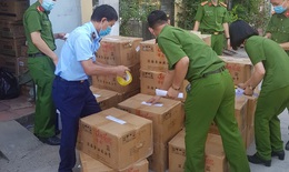 Hà Nội: Tạm giữ gần 4 tấn mỹ phẩm có dấu hiệu nhập lậu