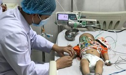 Cứu sống trẻ 6 tháng co giật toàn thân vì viêm màng não