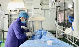 Nút mạch cứu sản phụ tai biến chảy máu sau đẻ nguy kịch, truyền 6 đơn vị máu