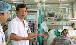 Nhiều bệnh nhân suýt chết được cứu sống bằng "kỹ thuật thế giới, chi phí Việt Nam"