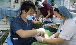 Ứng dụng nhiều kỹ thuật cao điều trị các bệnh răng miệng
