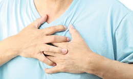 Khó thở, đau thắt ngực - Coi chừng bạn đã mắc bệnh tim mạch nguy hiểm