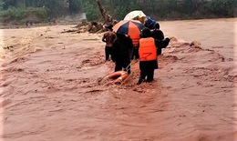 Số người chết do mưa lũ tăng lên 40; huy động hơn 9.600 người khắc phục hậu quả mưa lũ