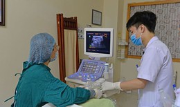 Tiêm cồn tuyệt đối cho bệnh nhân từng hút dịch tuyến giáp 30 lần
