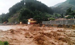 Không có giải pháp công trình nhà ở nào có thể chịu được lũ ống, lũ quét, sạt lở đất