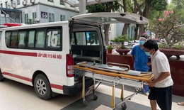 Ngày đầu hoạt động trở lại của Khoa Cấp cứu bị cách ly, siết chặt sàng lọc 4 lớp