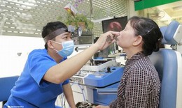 Đa số người bệnh viêm mũi xoang gặp biến chứng nhiễm trùng ổ mắt