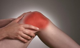 Đây là cách người đàn ông giúp vợ thoát khỏi thoái hóa khớp gối