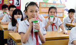 Chung tay vì một Việt Nam vươn cao: TP. Hà Nội tổng kết chương trình sữa học đường năm học 2018 - 2019