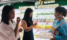 Trải nghiệm ăn sữa chua Vinamilk tại Trung Quốc