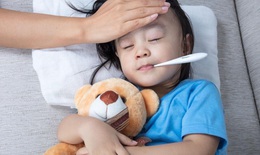 Cách bổ sung vitamin đúng cách cho trẻ từng giai đoạn