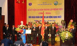 110 năm thành lập: Bệnh viện Việt Đức nhận Huân chương Lao động hạng Nhất