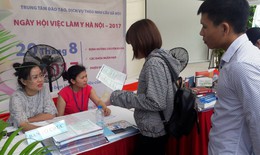 Ngày hội việc làm của Trường ĐH Y Hà Nội: Các bệnh viện cam kết đãi ngộ bác sĩ giỏi