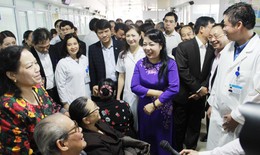 Ngành y nỗ lực thay đổi từ phong cách phục vụ đến chất lượng