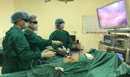 Bệnh viện K: Phẫu thuật "loại bỏ" ung thư đại tràng, dạ dày cho hai bệnh nhân gần 90 tuổi