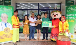 Bảo Xuân tưng bừng trao Giải Đặc biệt 1 cây vàng SJC 9999 cho chủ nhân đầu tiên
