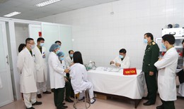 3 tình nguyện viên đầu tiên tiêm thử nghiệm vắc xin COVID-19 của Việt Nam nhóm liều 50mcg