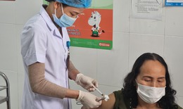 Gần 18.000 người ở Hải Dương đ&#227; ti&#234;m vắc xin COVID-19; duy tr&#236; cảnh gi&#225;c trong ph&#242;ng chống dịch