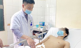 Tai nạn giao thông khiến chàng trai 21 tuổi bị đứt ống dẫn tinh
