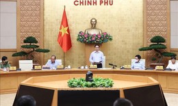 Thủ tướng: Thực hiện nghiêm Chỉ thị 16 và có thể ở mức cao hơn, xử lý nghiêm vi phạm
