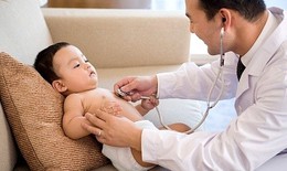 Điều trị vi&#234;m phổi ở trẻ em - những điều cần biết