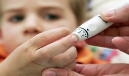 Hệ thống giám sát và phân phối insulin tự động cho trẻ nhỏ