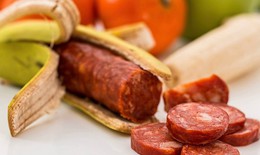 Tiêu thụ nhiều thực phẩm siêu chế biến có thể dẫn đến viêm ruột