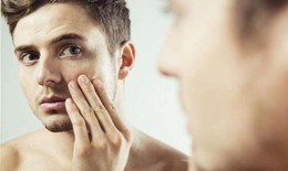 5 dấu hiệu trên khuôn mặt tố bạn thiếu vitamin
