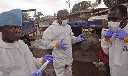 LHQ ph&#226;n bổ khẩn cấp quỹ ứng ph&#243; với Ebola ở CHDC Congo v&#224; Guinea