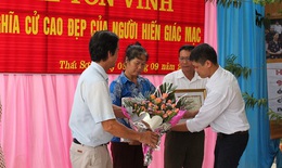 T&#244;n vinh người hiến gi&#225;c mạc đầu ti&#234;n ở huyện Th&#225;i Thuỵ, Th&#225;i B&#236;nh