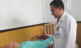 Đau bụng, ăn uống kém cụ ông 88 tuổi bị phình mạch máu hiếm gặp