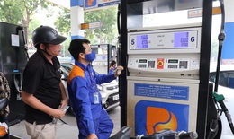 Giá xăng giảm từ 15h chiều nay