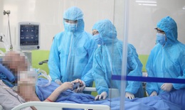 Nam phi công vận động hai chi trên gần bình thường, sắp cai máy thở, Việt Nam chữa khỏi gần 97% bệnh nhân COVID-19
