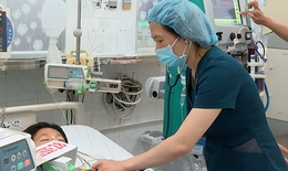 Nghi do ngộ độc thực phẩm 1 trẻ tử vong