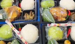 Đảm bảo tiêu chuẩn suất ăn cung cấp cho các khu cách ly tập trung và Bệnh viện dã chiến