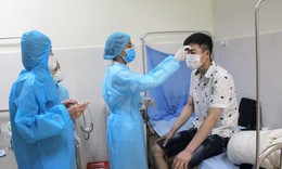 Dịch COVID-19: Tiếp tục đưa bác sĩ về huyện nghèo, vùng sâu, xa giúp y tế chất lượng cao gần dân hơn