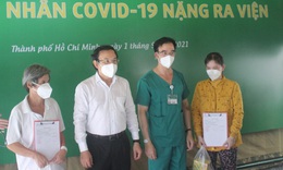 7 bệnh nh&#226;n đầu ti&#234;n ra viện, hơn 200 người bệnh chuyển nhẹ tại Trung t&#226;m HSTC BV Bạch Mai ở TP.HCM